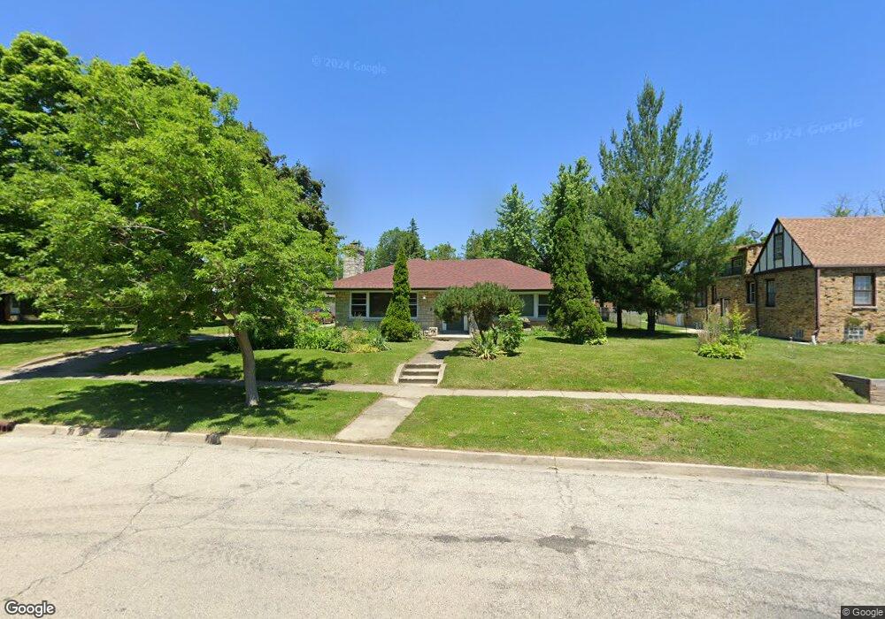 2106 Waverly Place, Waukegan, IL 60085 - photo 1