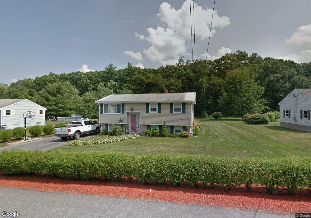 102 Forest Park Rd, Dracut, MA 01826 - photo 1