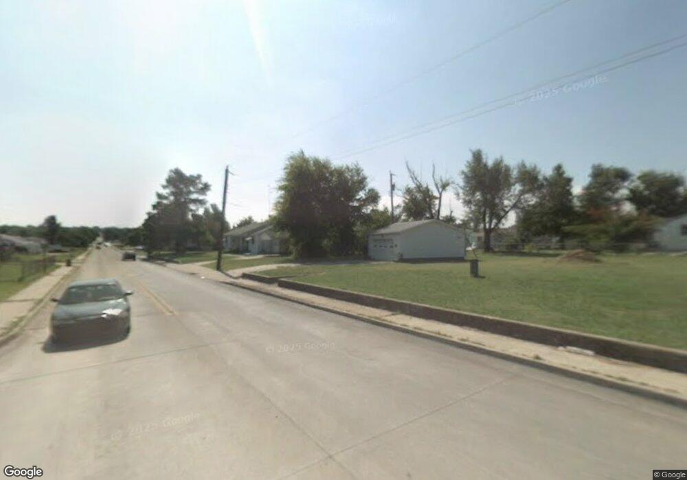 908 E South Ave, McAlester, OK 74501 - photo 1