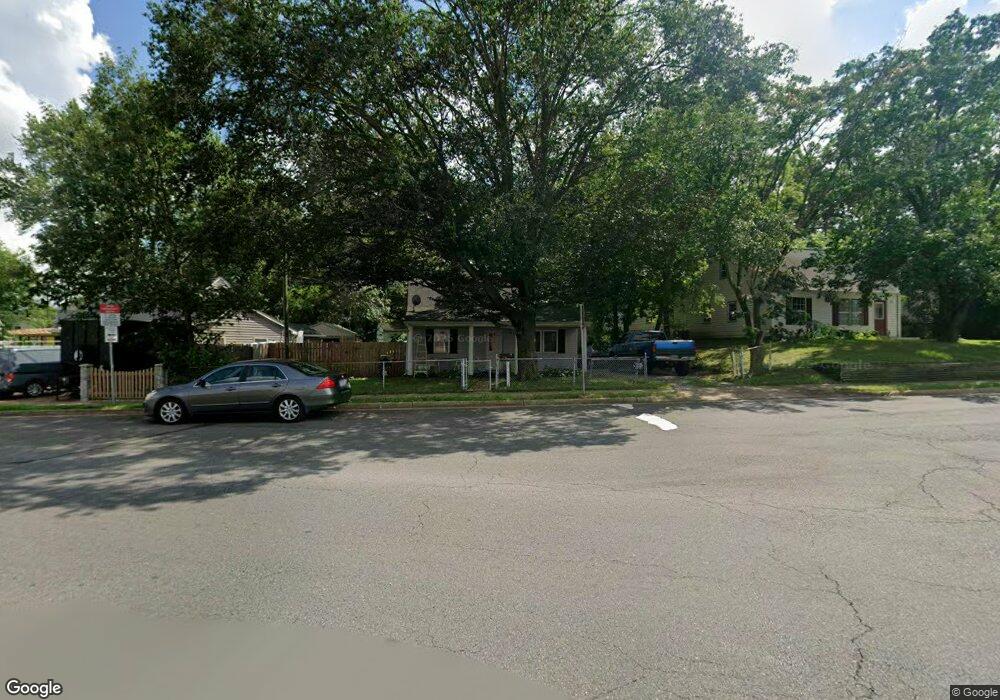 257 Moseby Dr, Manassas Park, VA 20111 - photo 1