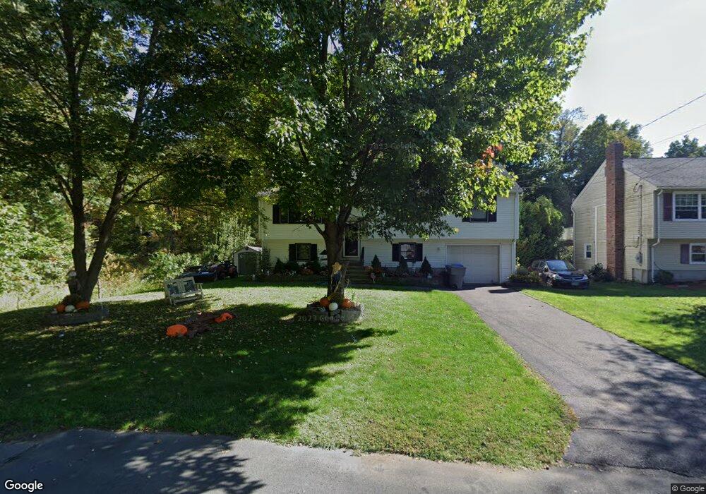 8 Hillyer Dr, Enfield, CT 06082 - photo 1