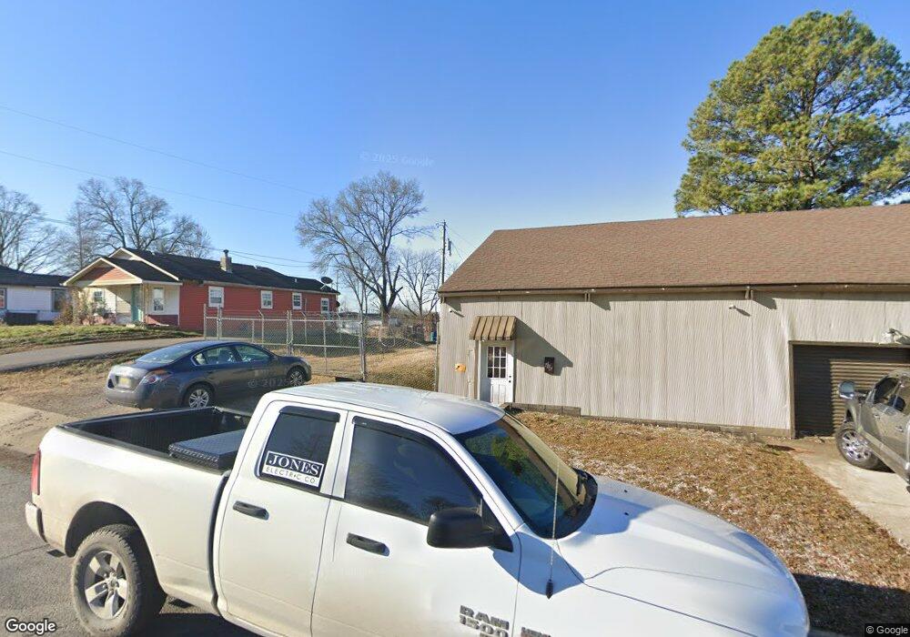 506 S Magnolia St, Florence, AL 35630 - photo 1