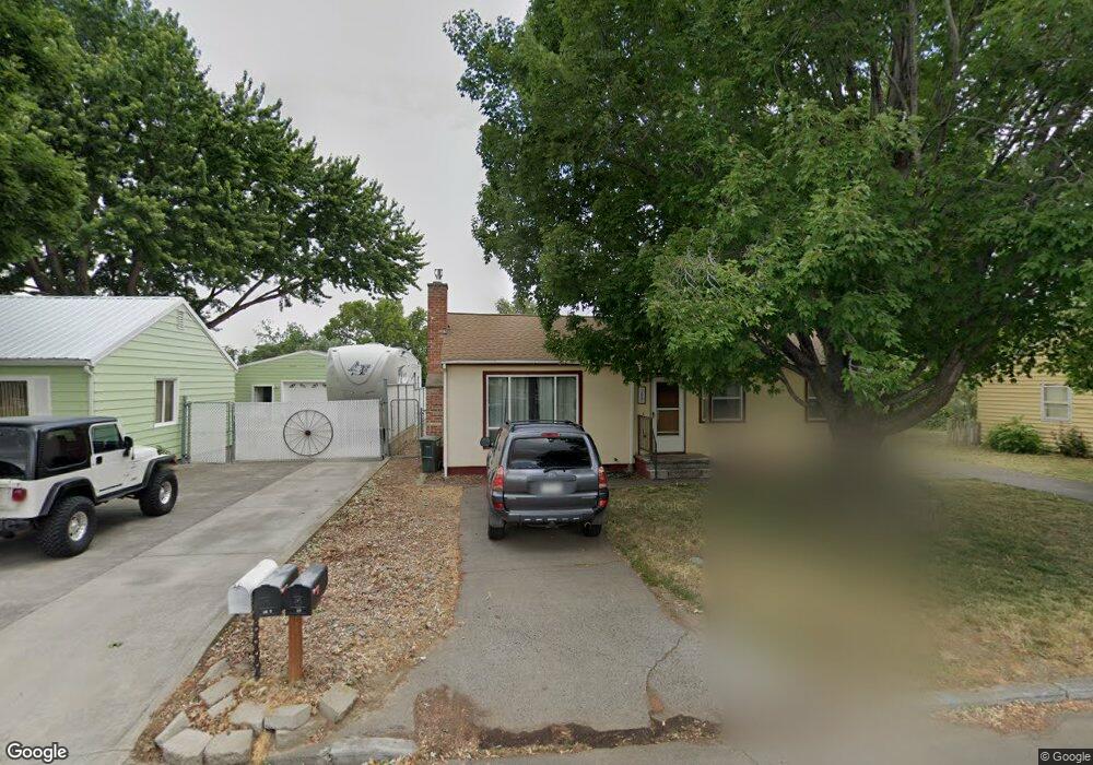 3025 SW Isaac Ave, Pendleton, OR 97801 - photo 1