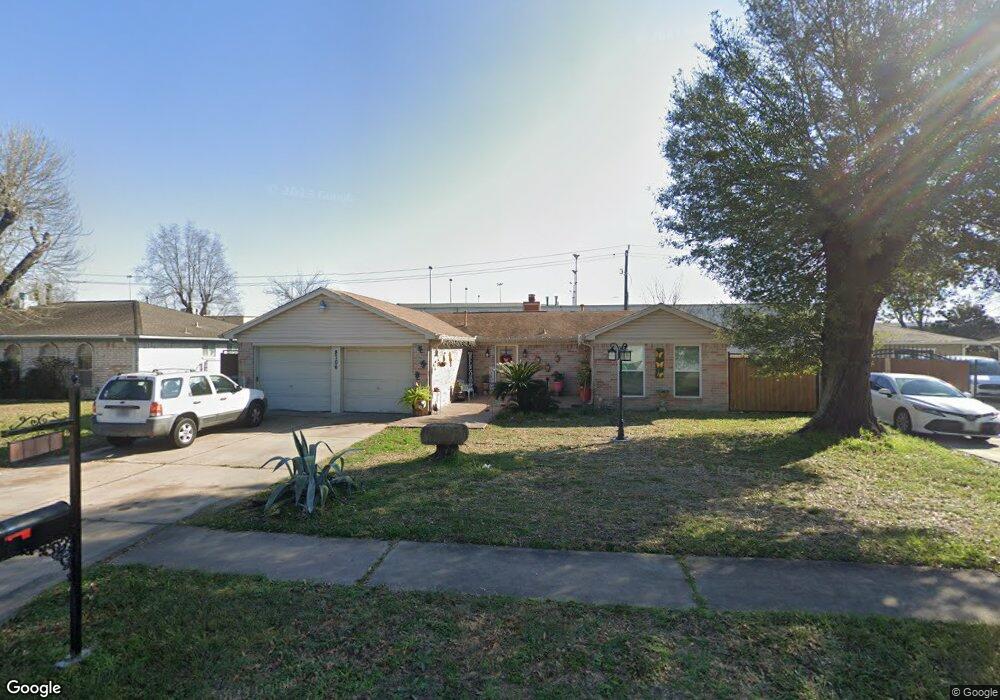 8706 Sunnywood Dr, Houston, TX 77088 - photo 1