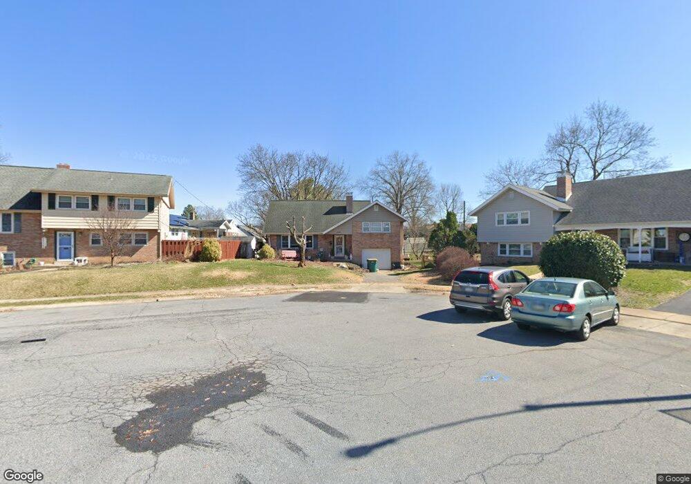 1114 Whitfield Ct, Reading, PA 19609 - photo 1