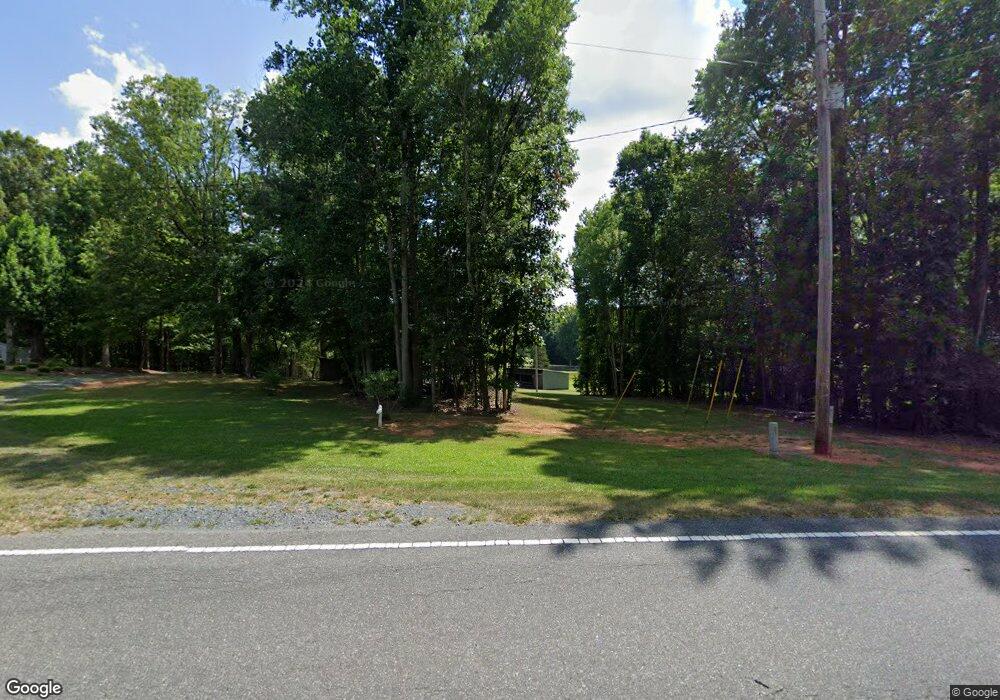 6372 High Pine Church Rd, Asheboro, NC 27205 - photo 1