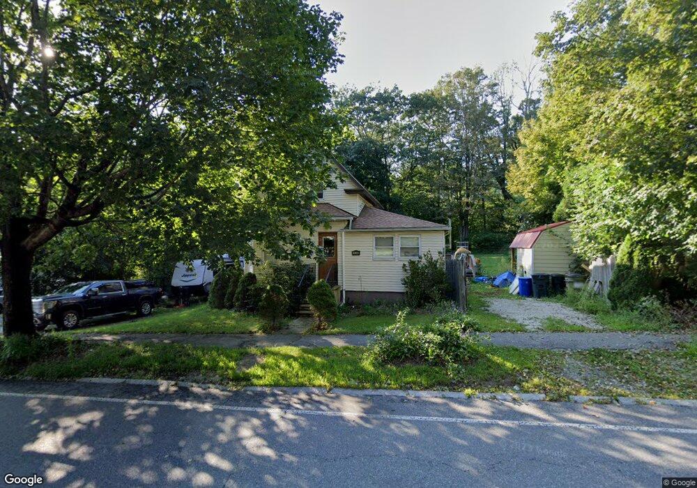 990 Stafford St, Rochdale, MA 01542 - photo 1