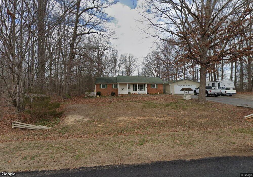 2826 White Ln, High Point, NC 27263 - photo 1