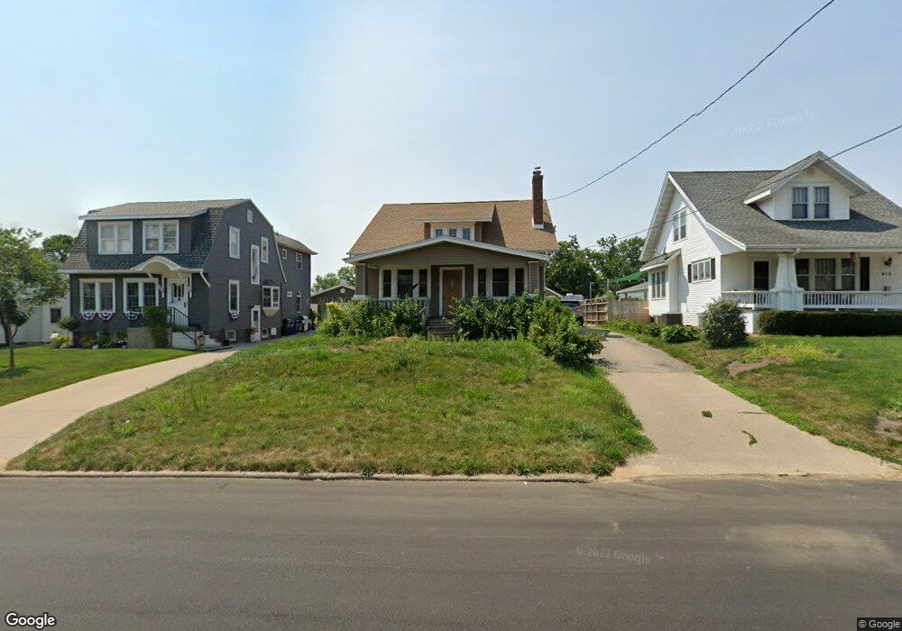 408 18th St NW, Cedar Rapids, IA 52405 - photo 1