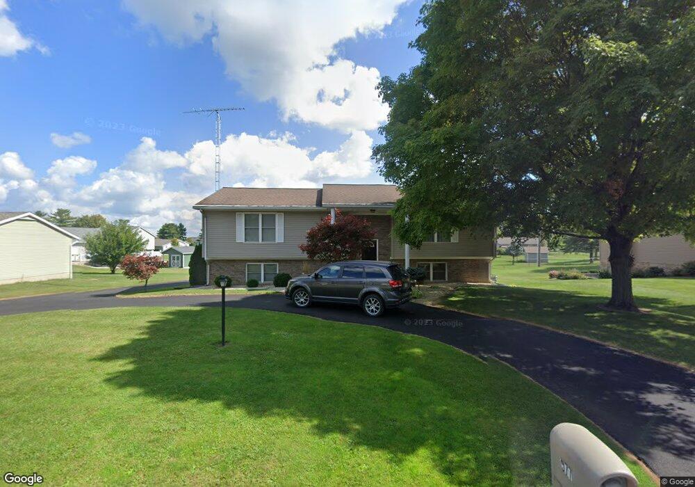 577 Dolly Ave, Upper Sandusky, OH 43351 - photo 1