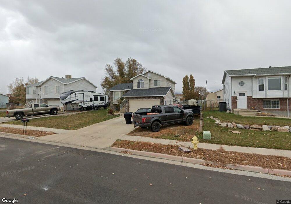 2144 N 2290 W, Clearfield, UT 84015 - photo 1
