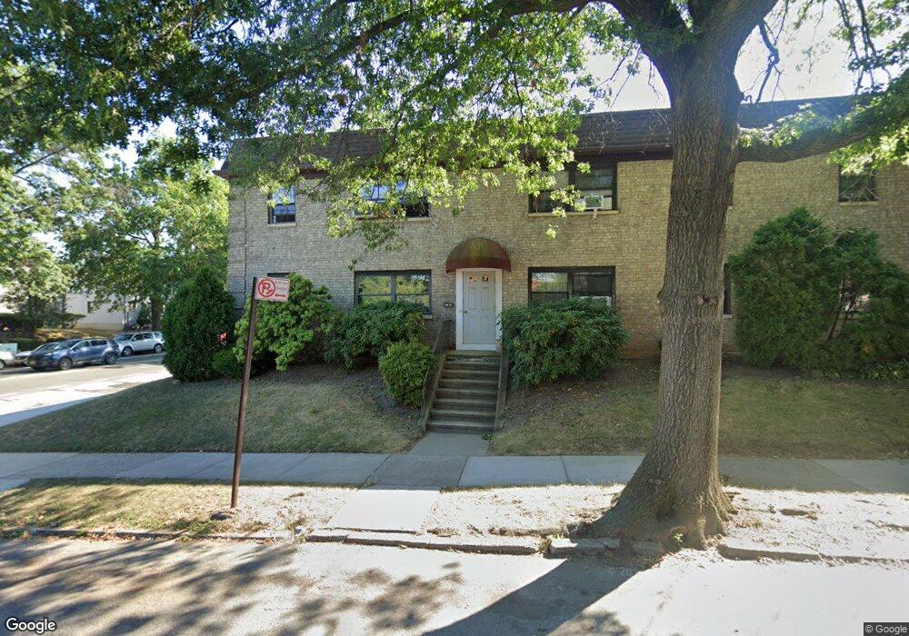 6951 136th St, Flushing, NY 11367 - photo 1