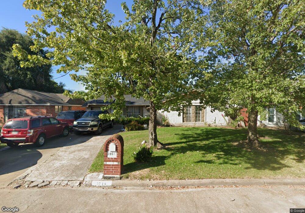 1014 Cherry Spring Dr, Houston, TX 77038 - photo 1