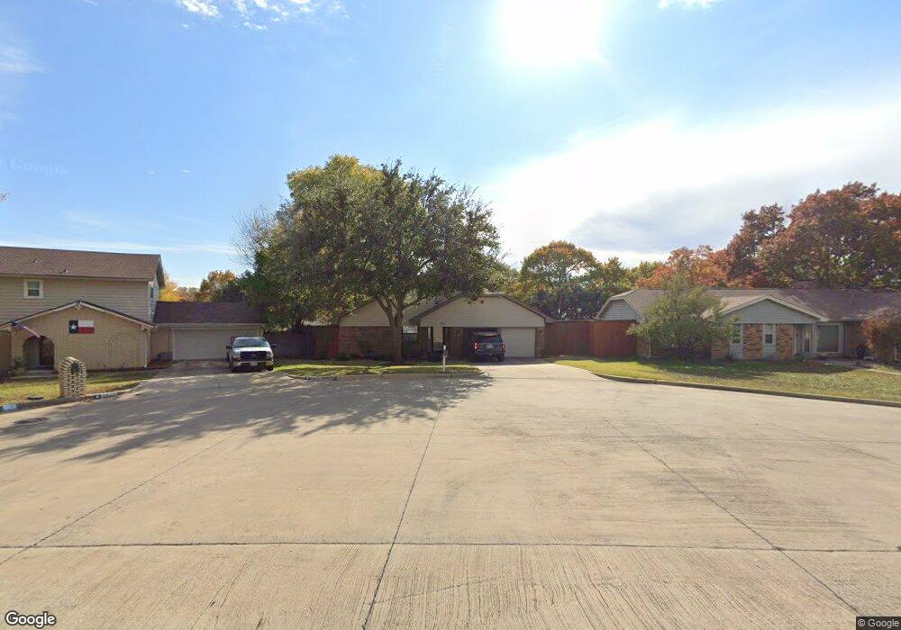 2824 Toni Ct, Hurst, TX 76054 - photo 1