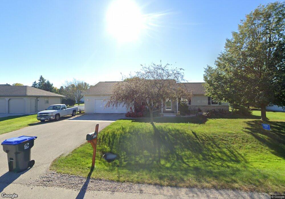 W2971 Springfield Dr, Appleton, WI 54915 - photo 1