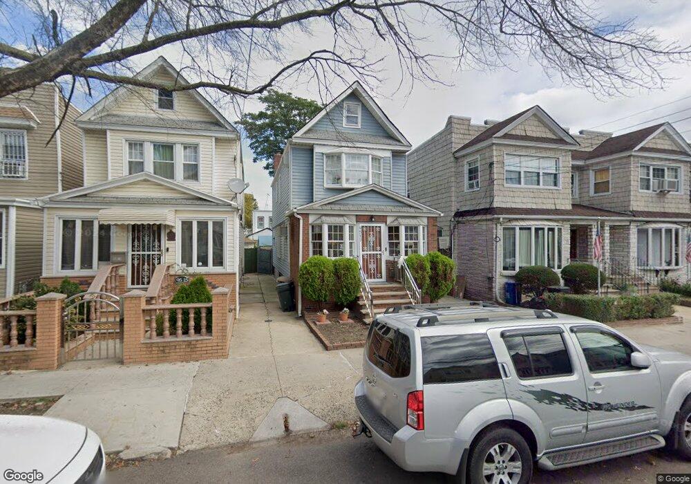 9517 104th St, Ozone Park, NY 11416 - photo 1