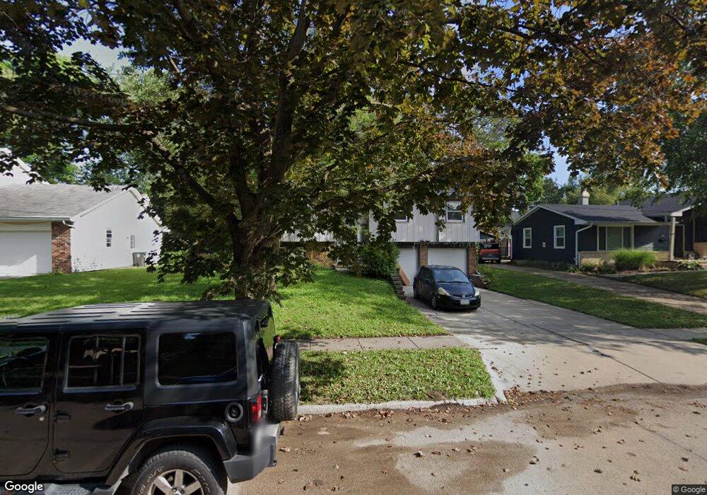 3701 Valdez Dr, Des Moines, IA 50310 - photo 1