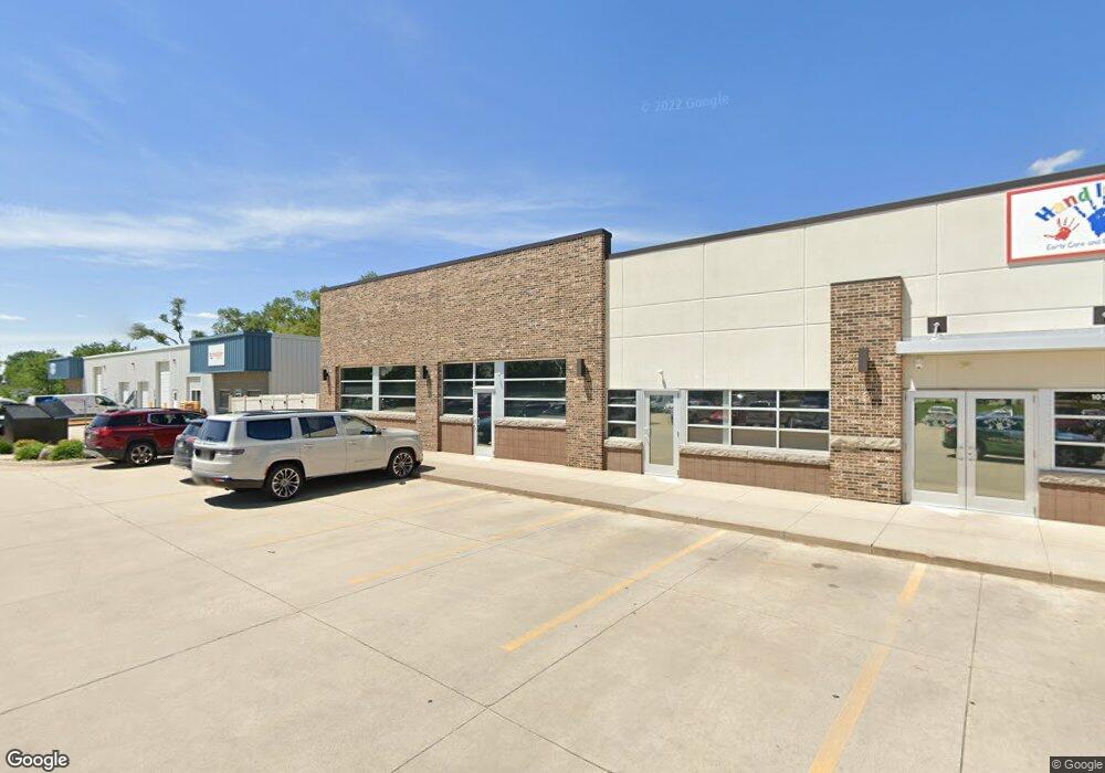 103 N Center Point Rd, Hiawatha, IA 52233 - photo 1