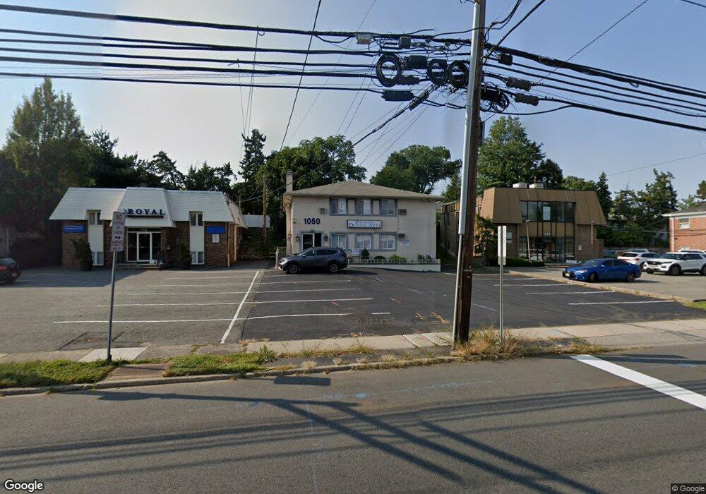 1050 Clifton Ave unit 2 FRT, Clifton, NJ 07013 - photo 1