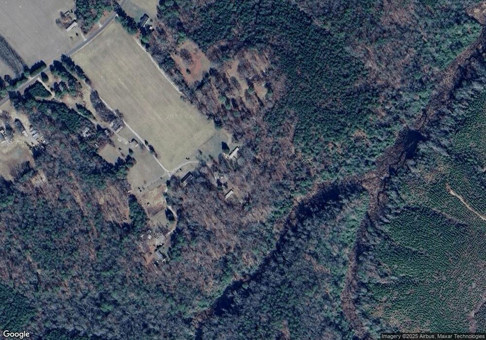 325 Chinquapin Cir, Dunnsville, VA 22454 - photo 1