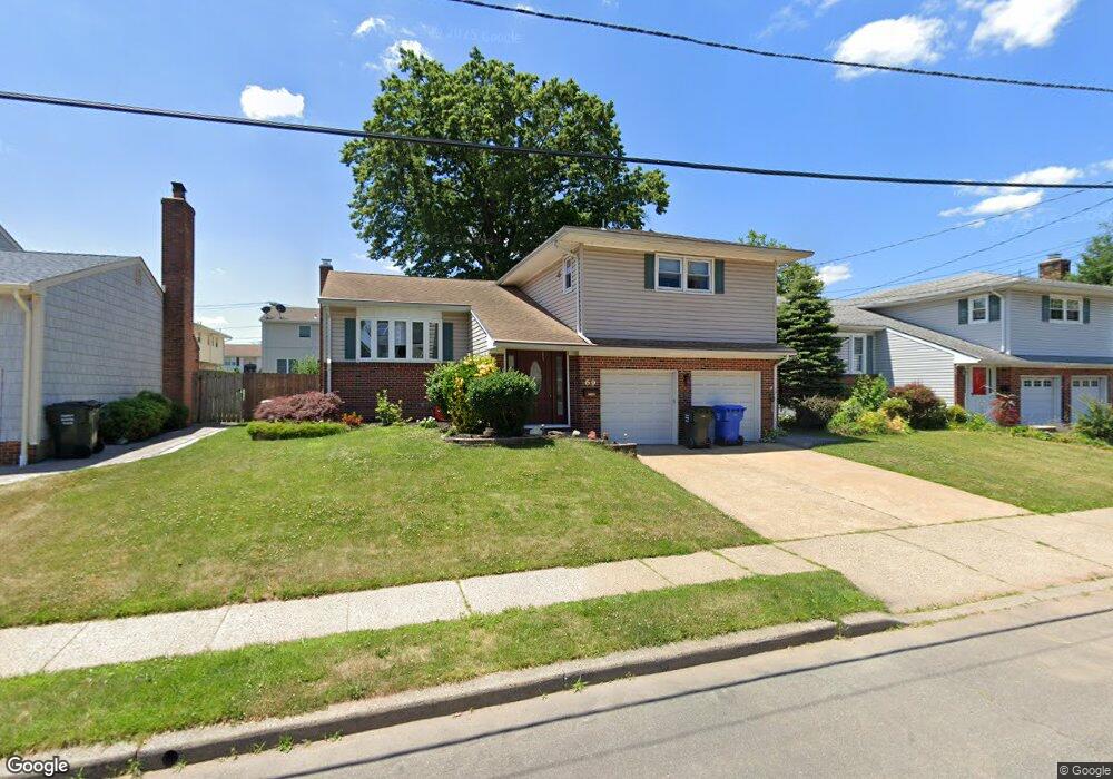 69 S Cliff Rd, Colonia, NJ 07067 - photo 1