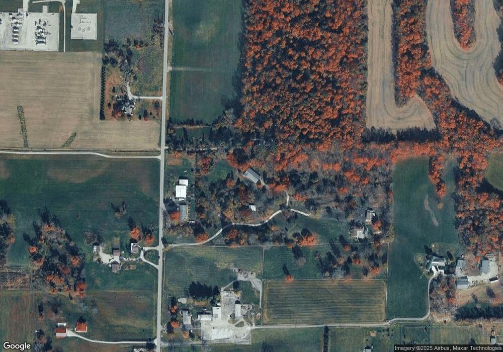 8014 S 600 W, Edinburgh, IN 46124 - photo 1