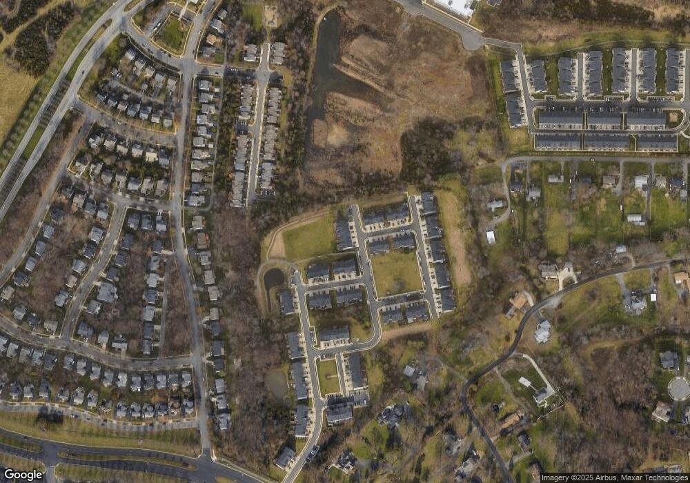 25277 Sackwheat Square, Chantilly, VA 20152 - photo 1