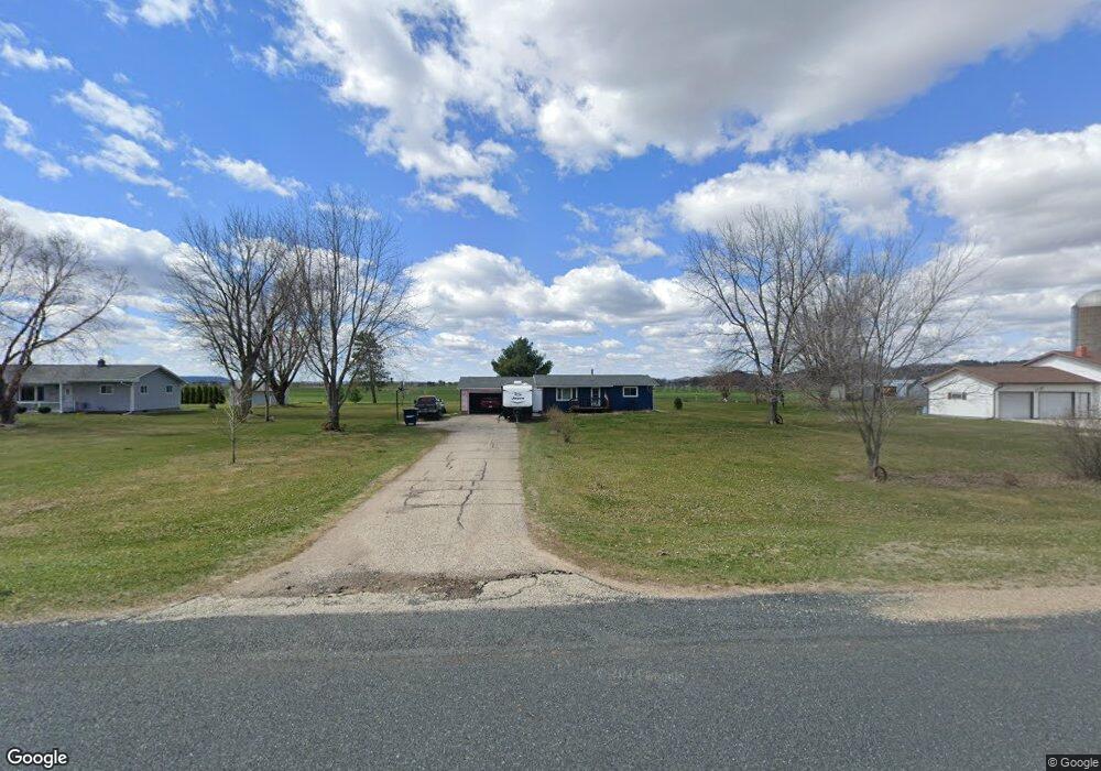 N15629 Harris Rd, Trempealeau, WI 54661 - photo 1