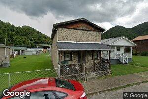 411 N Railway St, Cedar Grove, WV 25039