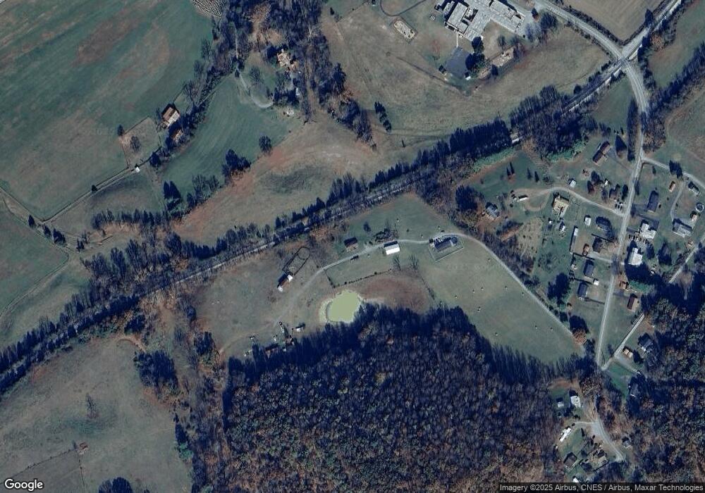 100 Plowboy Ln, Buena Vista, VA 24416 - photo 1