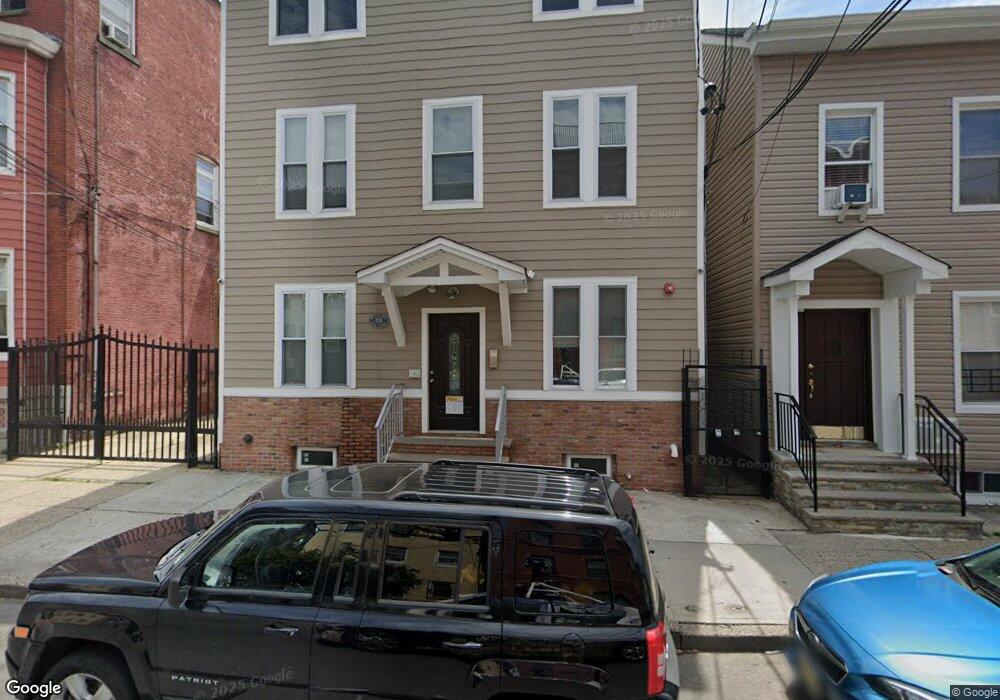 124 Union St, Newark, NJ 07105 - photo 1