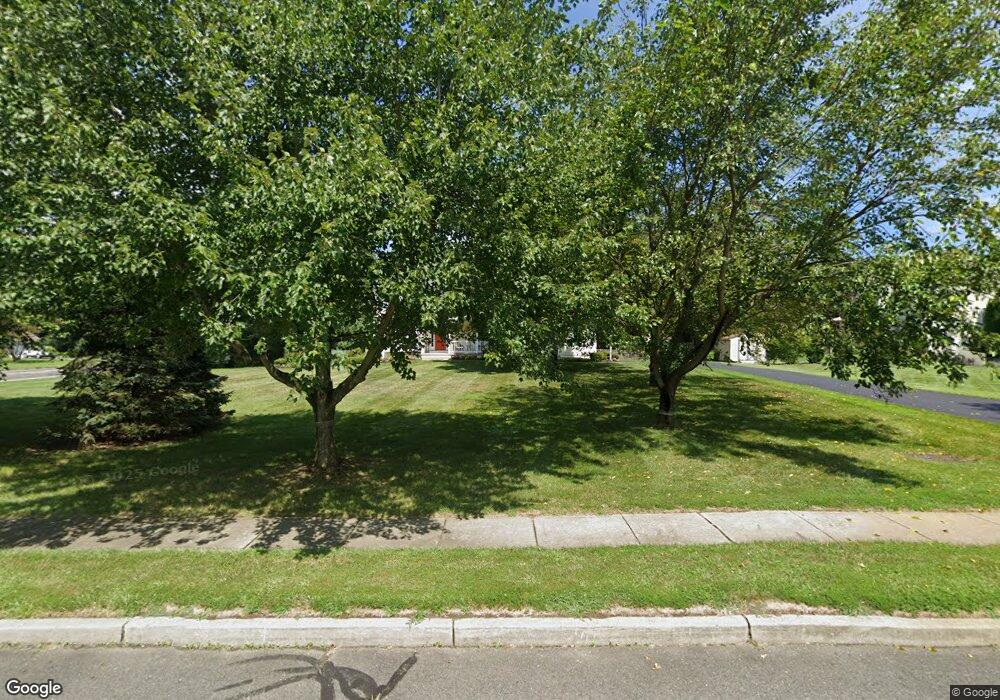 1 Fox Run Dr, Columbus, NJ 08022 - photo 1