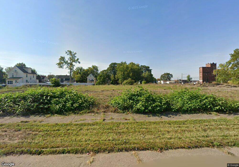 1310 5th St NE, Canton, OH 44704 - photo 1