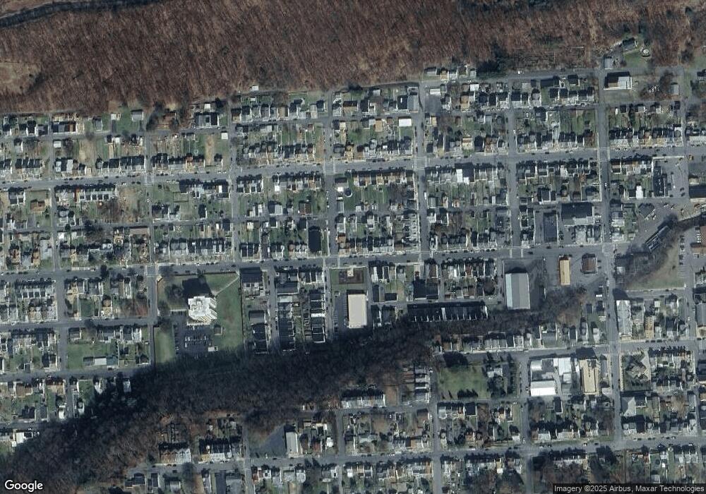 1143 W Arch St, Coal Township, PA 17866 - photo 1