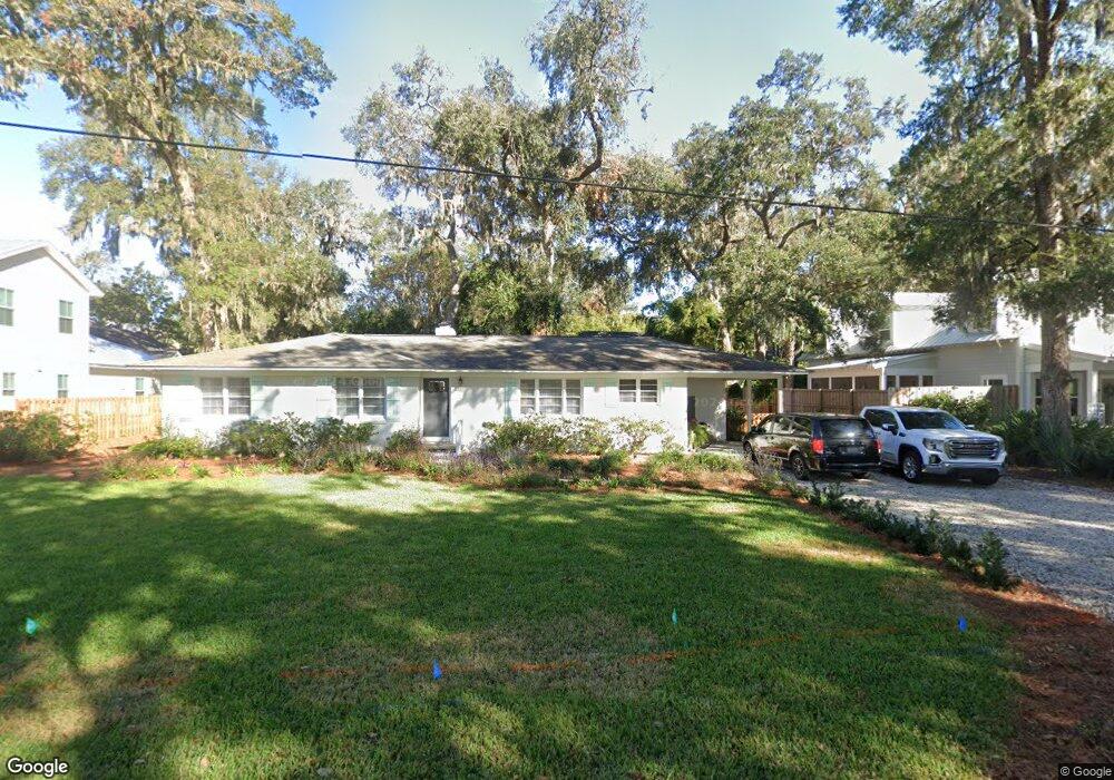 214 Menendez Ave, Brunswick, GA 31522 - photo 1