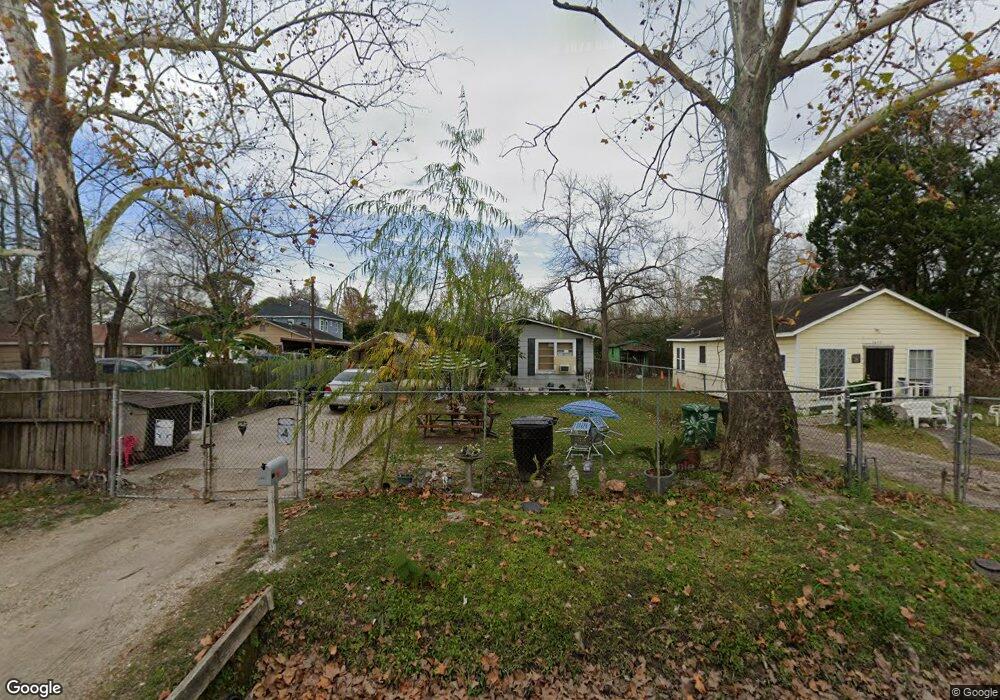 3413 Melbourne St, Houston, TX 77026 - photo 1