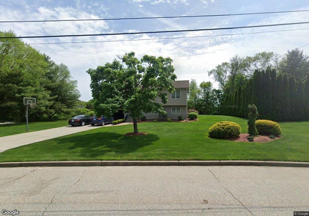 4 Heritage Ct, Cranston, RI 02921 - photo 1