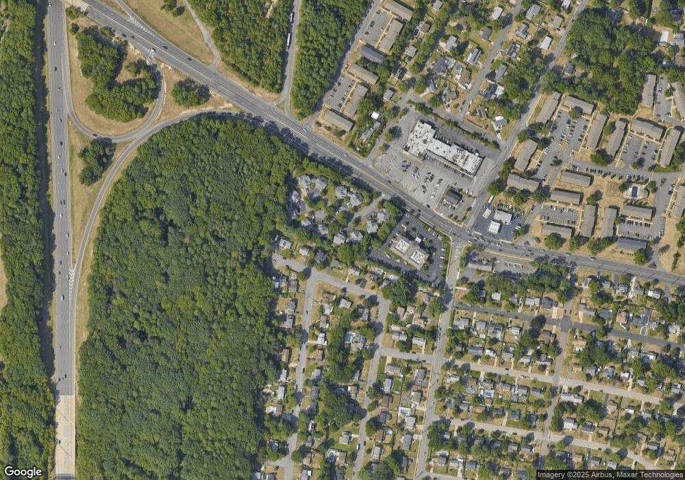 18 Commons Dr, Neptune, NJ 07753 - photo 1