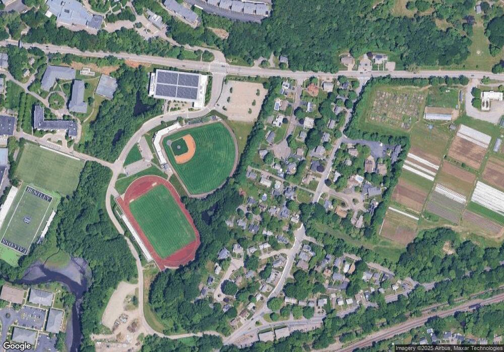 242 Linden St, Waltham, MA 02452 - photo 1