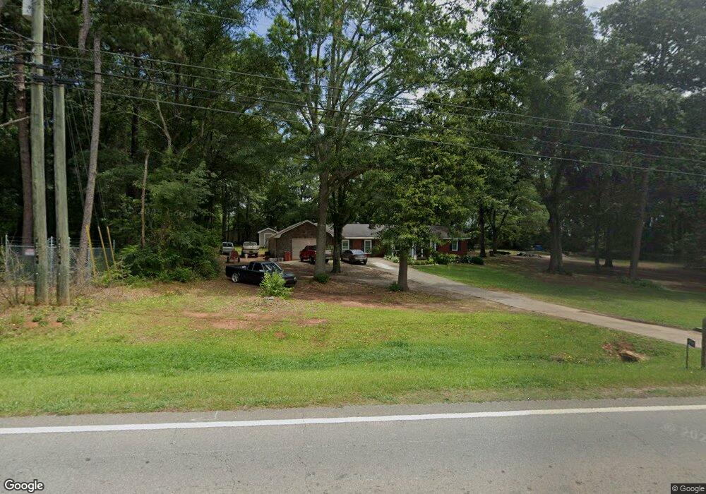 496 E Broad St, Winder, GA 30680 - photo 1