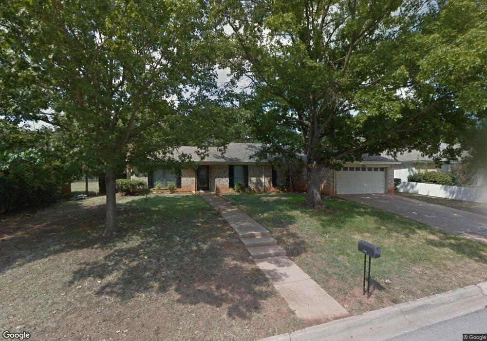 8521 Brookview Dr, North Richland Hills, TX 76182 - photo 1