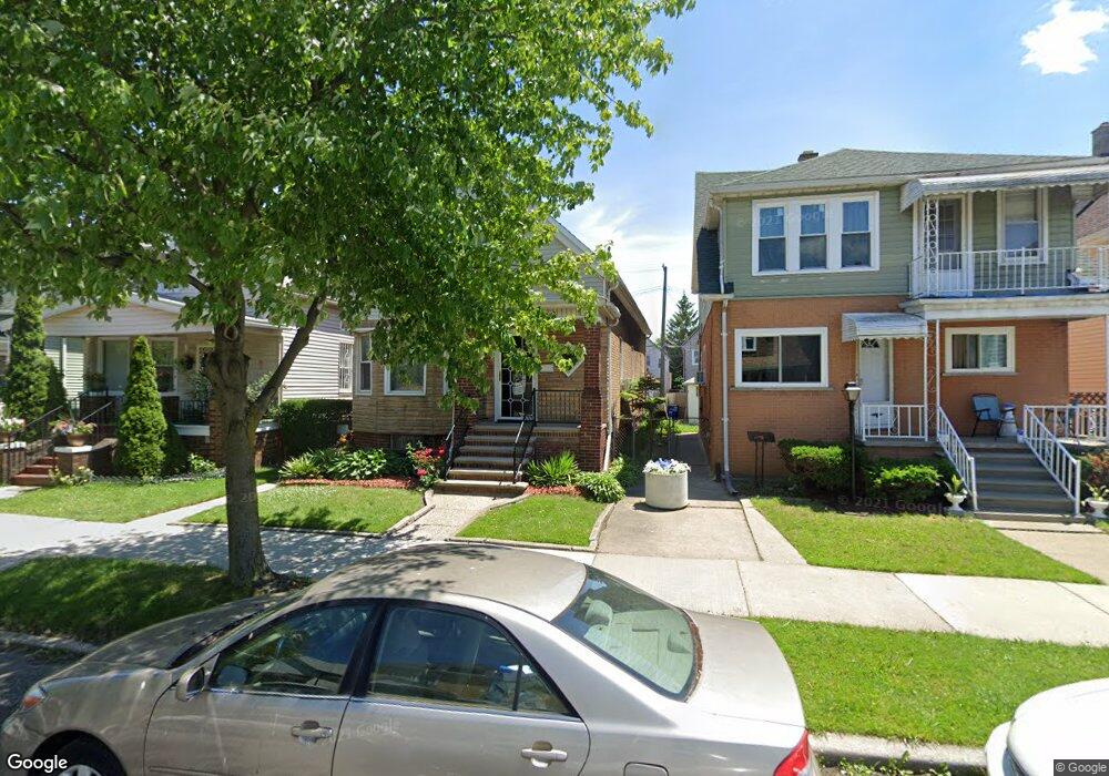 2722 Evaline St, HamtraMcK, MI 48212 - photo 1