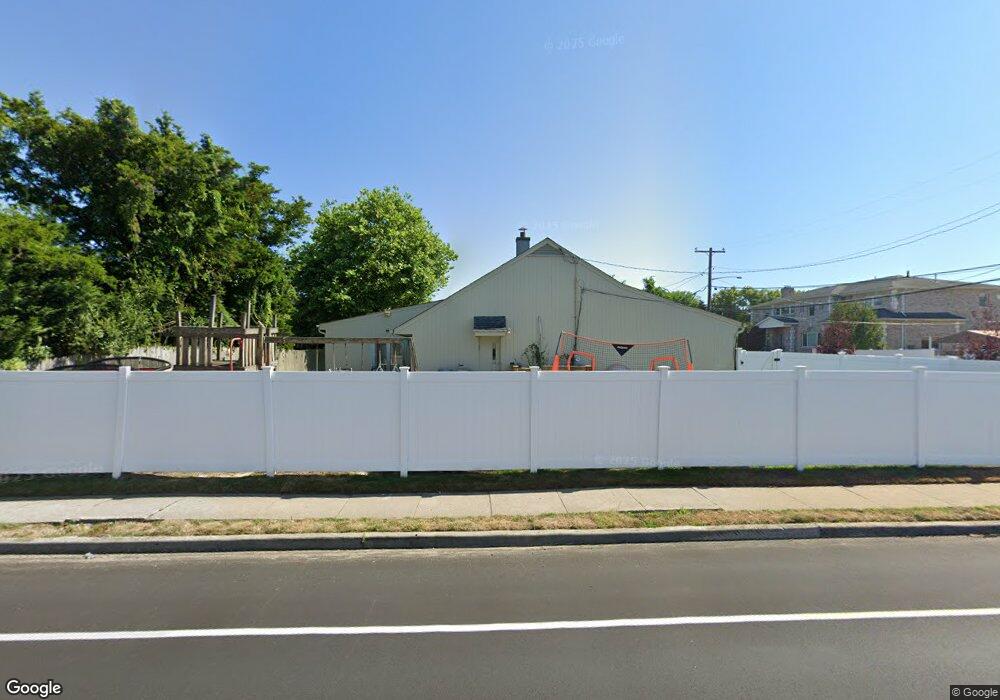 100 Oneida Ave, Atlantic Beach, NY 11509 - photo 1