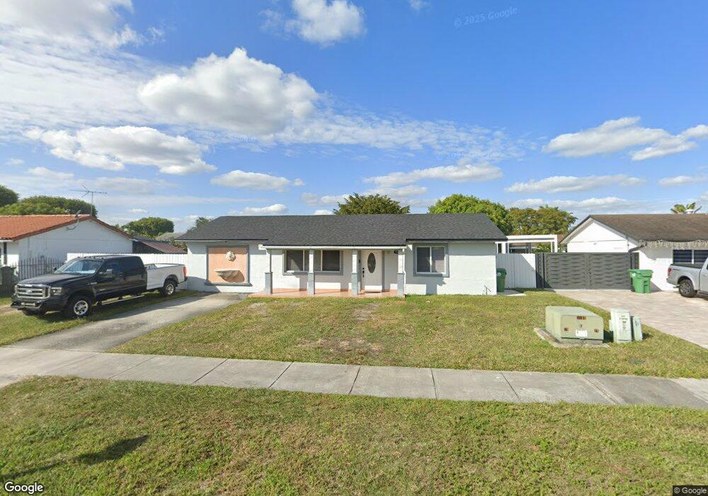 15151 SW 70th St, Miami, FL 33193 - photo 1