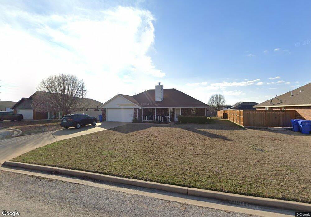 611 Auba Jane Cir, Cache, OK 73527 - photo 1
