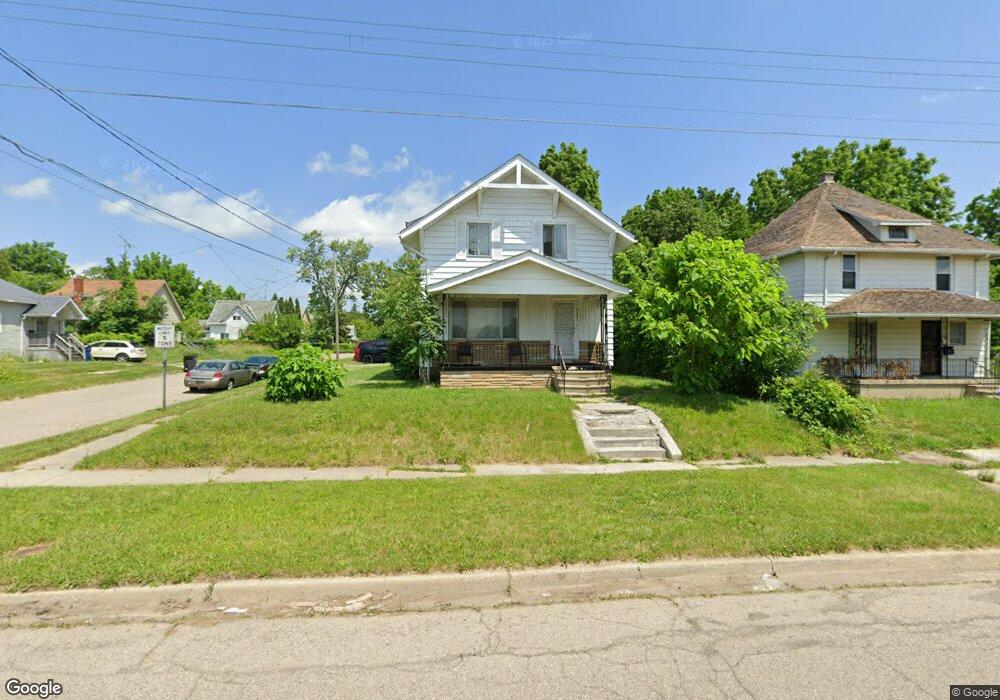 701 Lippincott Blvd, Flint, MI 48503 - photo 1