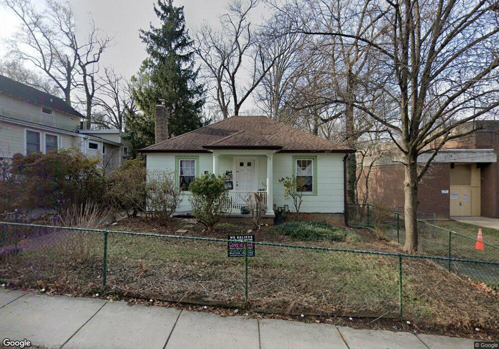 136 Grant Ave, Takoma Park, MD 20912 - photo 1