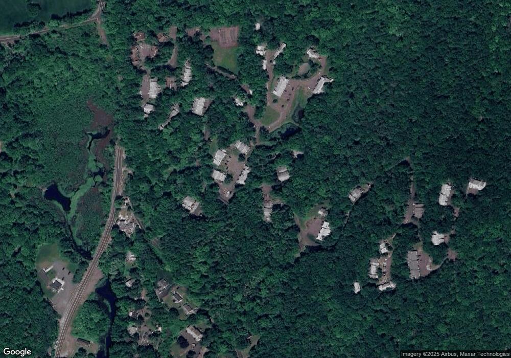 30 Wauwinet Ct, Guilford, CT 06437 - photo 1