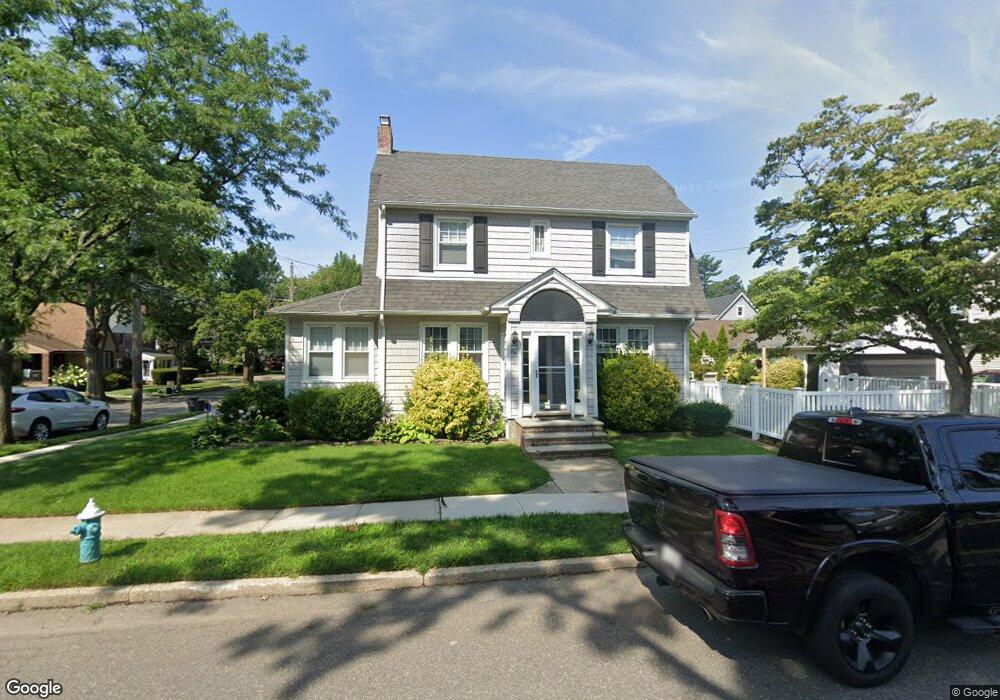 66 Primrose Ave, Floral Park, NY 11001 - photo 1