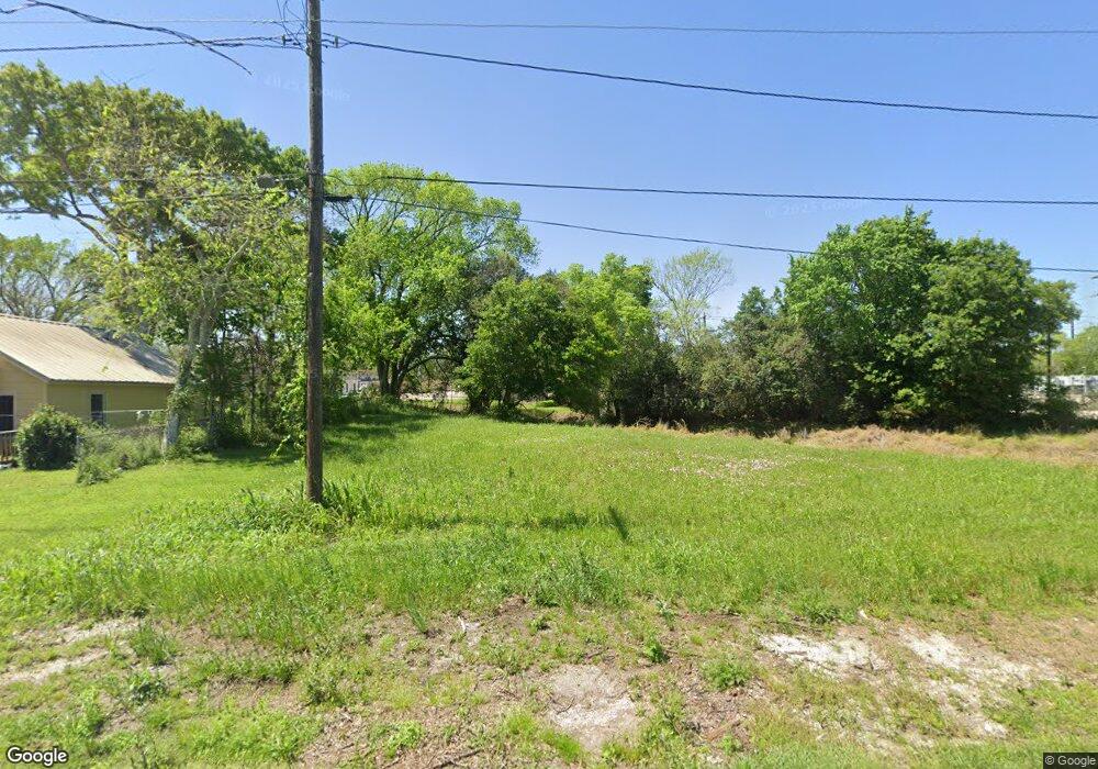 1704 Avenue G, Bay City, TX 77414 - photo 1